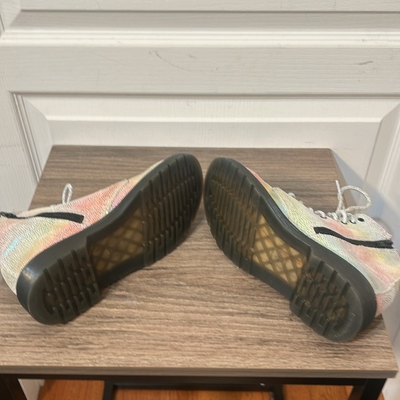 DR MARTENS PASCAL JUNIOR 1460 GIRLS MULTICOLOR RAINBOW BOOTS SIZE 3 - Picture 7 of 8